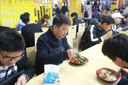 “校長先吃”，校園食品安全監(jiān)督新舉措的價(jià)值與思考